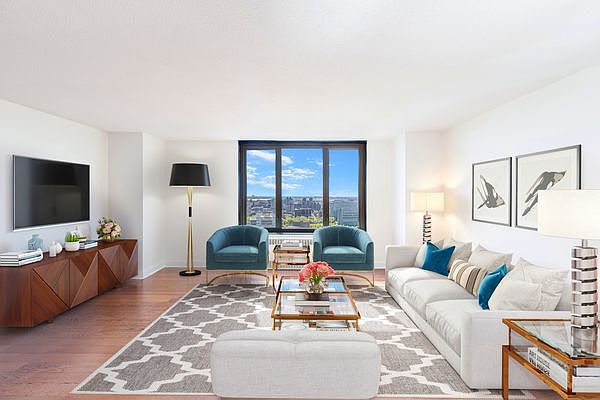 1st image of 3333D Broadway #D25d