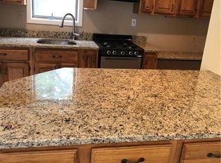 41 Rolfe Pl, Pearl River, NY 10965