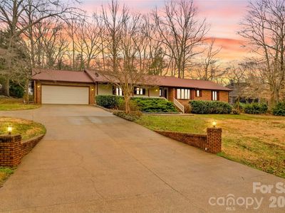 156 Eastwood Dr, Statesville, NC, 28625