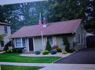 2318 Knapp Dr, Rahway, NJ 07065