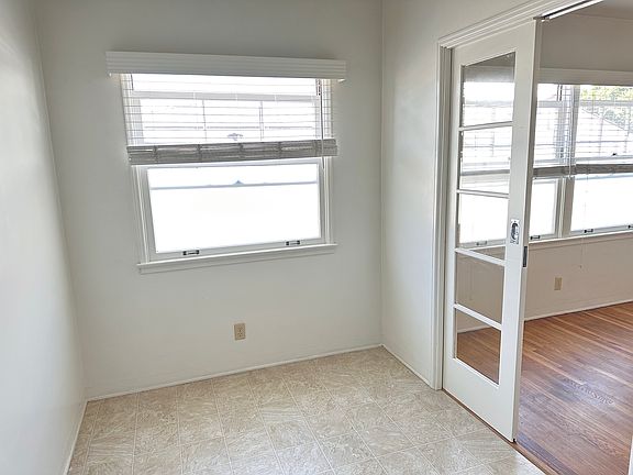5th image of 311 Bay Shore Ave #3