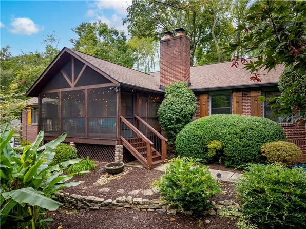 121 Poole Ln, Clemson, SC 29631