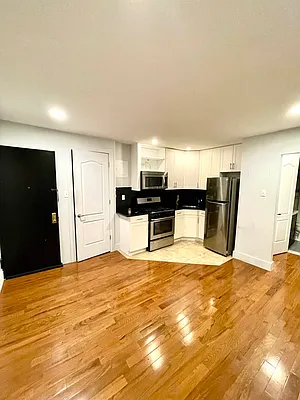 Rented by Pear NYC LLC | media 22