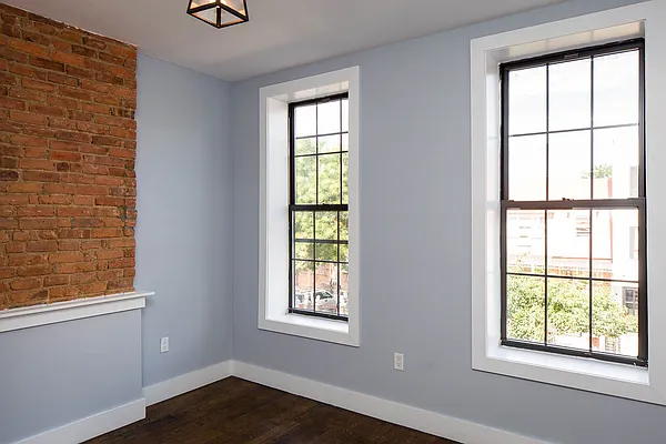 Rented by Nooklyn NYC LLC | media 22