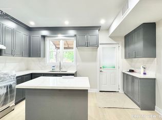 72 Burlington St E, Hamilton, ON L8L4G6
