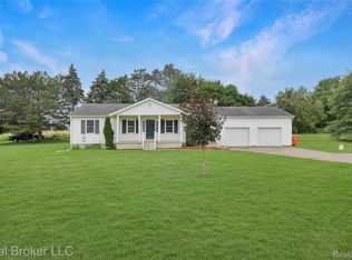 1975 W Hibbard Rd, Owosso, MI 48867