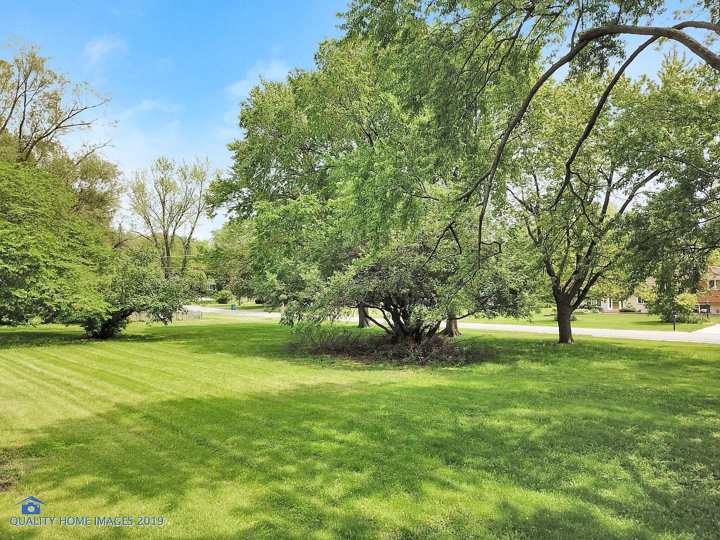 1S625 Lorraine Rd photo 1