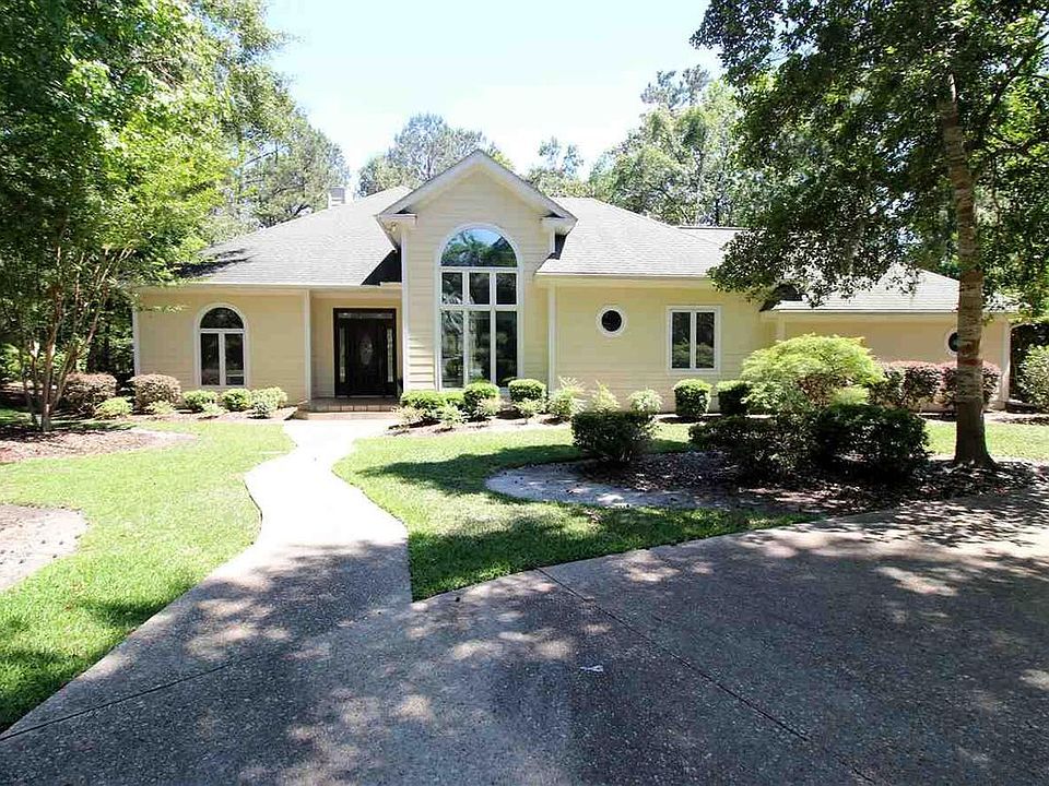 1st image of 17 Sweetwater Ct