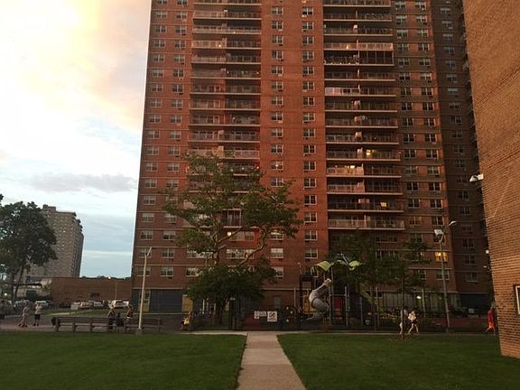 2nd image of 2940 W 5th St #9T