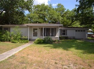 905 Kirk St, Taylor, TX 76574