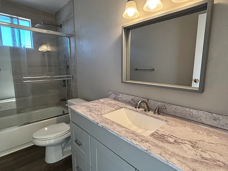 2932 Preece St #B — Photo 10