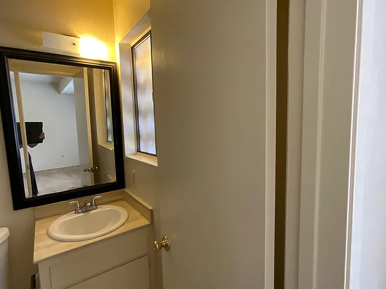 624 Nancy St — Photo 10