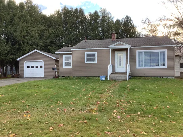 22 Vesta Drive, Caribou, ME 04736