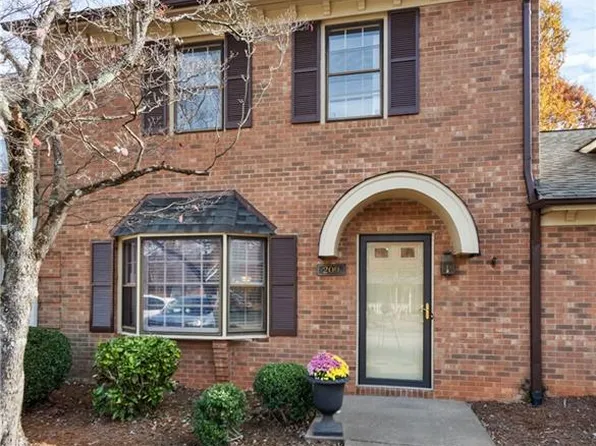 209 Chrisfield Ct, Winston Salem, NC 27104