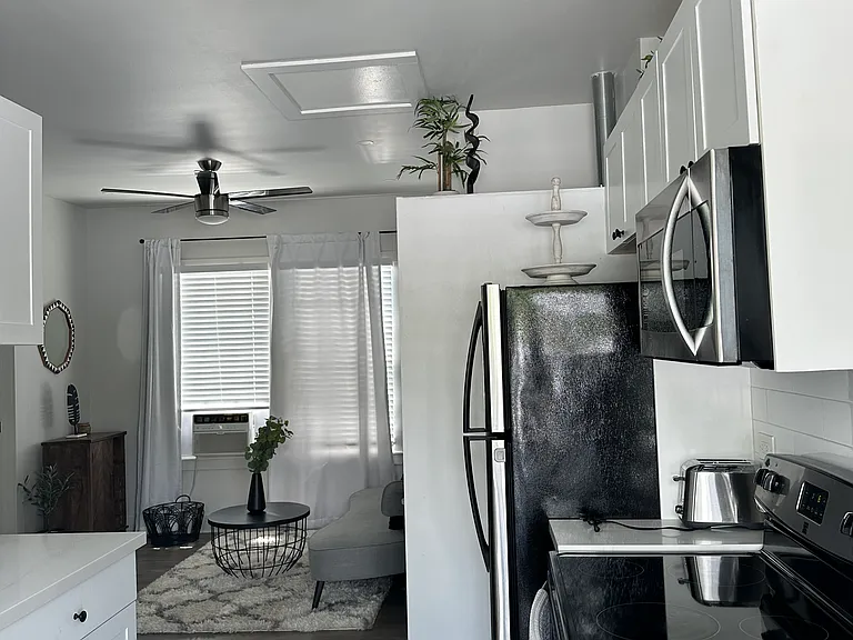 529 Elizabeth St #3 — Photo 8