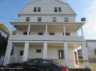 1010 Ridge St, Hanover Township, PA 18706