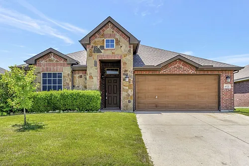 6521 Chalk River Dr Photo 1