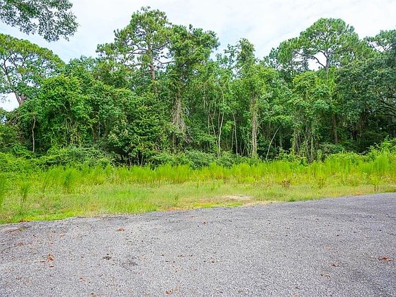5th image of 6768 Gaywood Dr