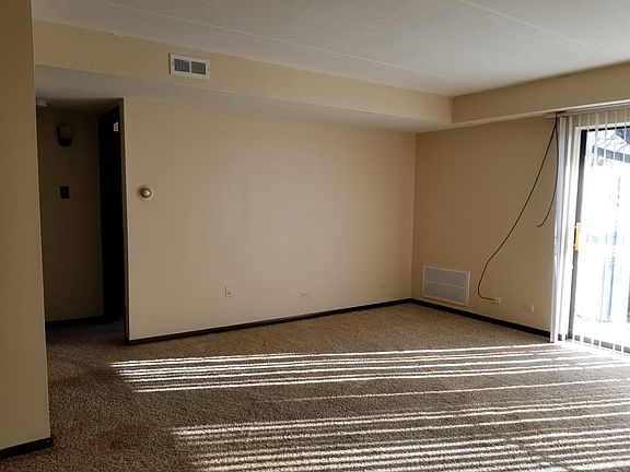 2nd image of 7140 166th St APT 102