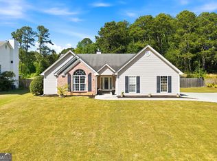 2482 Indian Bluffs Dr, Dacula, GA 30019