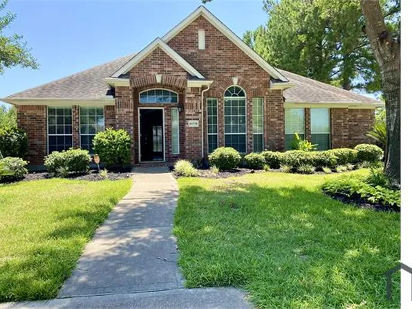 11719 Goldstream Ct, Tomball, TX 77377