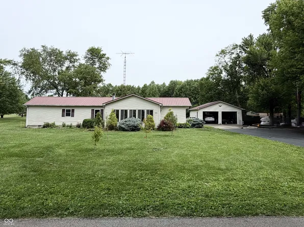 204 Spring St, Sulphur Springs, IN 47388