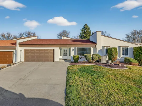 1928 Meadows Dr N, Richland, WA 99352