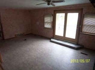 7228 East St NE, Kalkaska, MI 49646