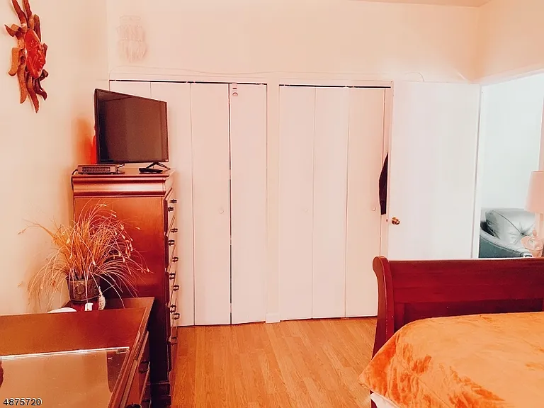 111 Mulberry St #1D — Photo 8