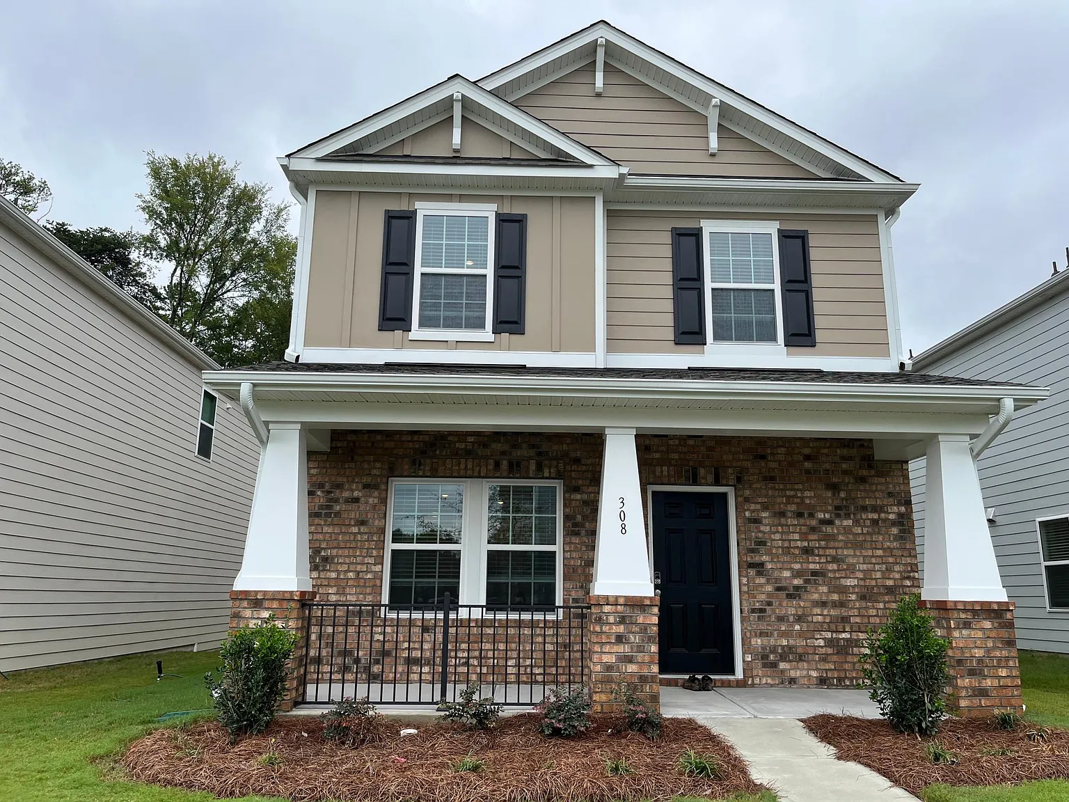 308 Cedar Knoll Cir — Photo 3