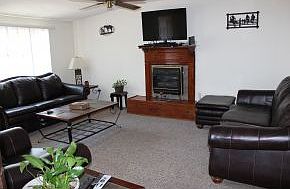 4th image of 2206 Millye St