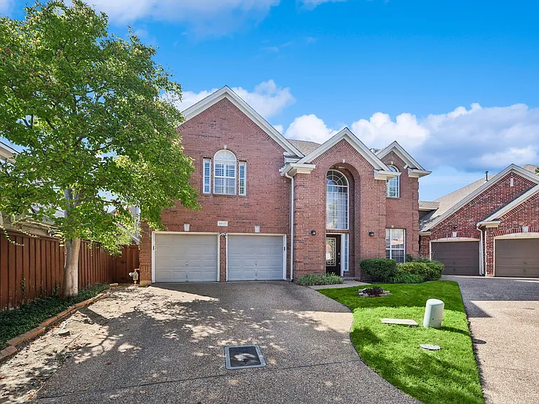 14625 Windsor Ct — Photo 45