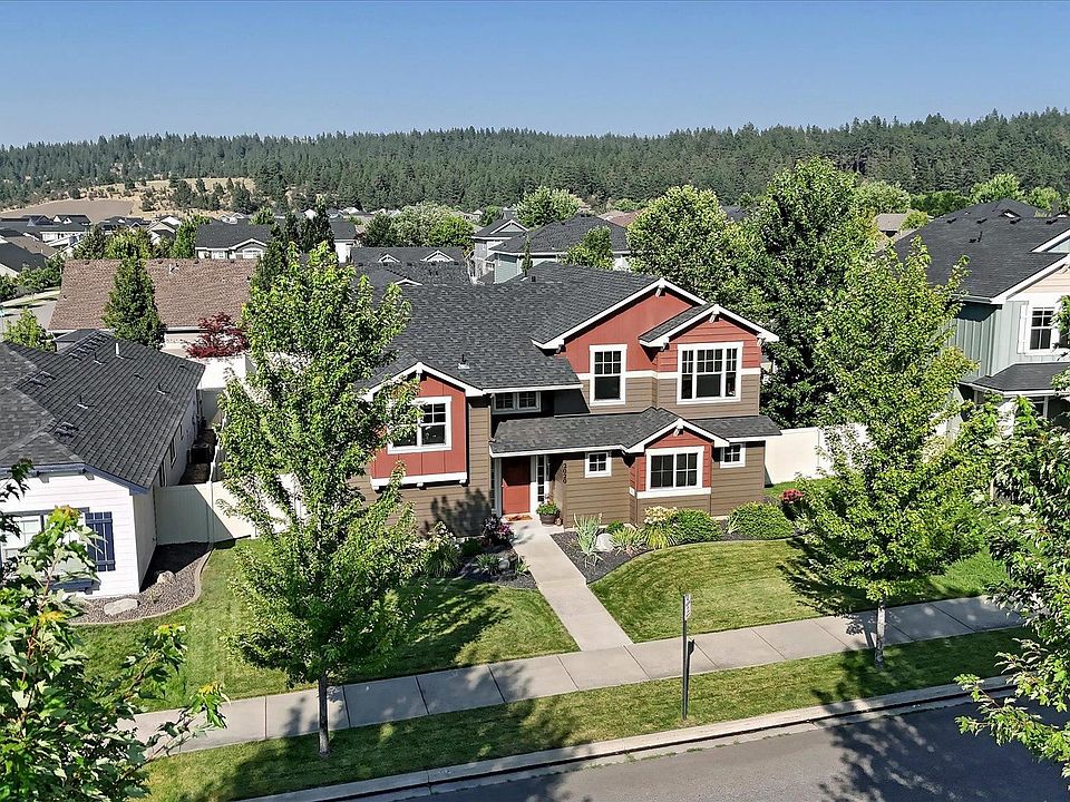 1st image of 2020 N Country Vista Blvd