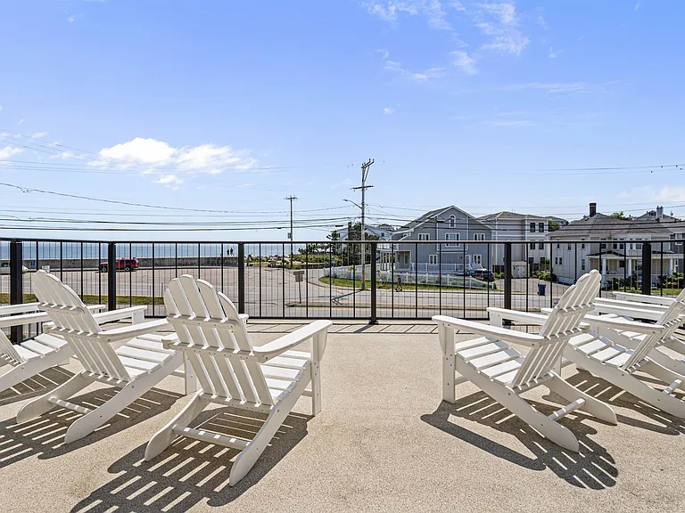 535 Ocean Blvd #403 — Photo 44