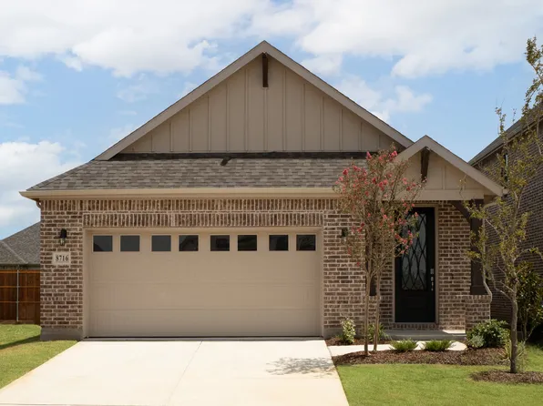 8716 Saratoga St, Aubrey, TX 76227
