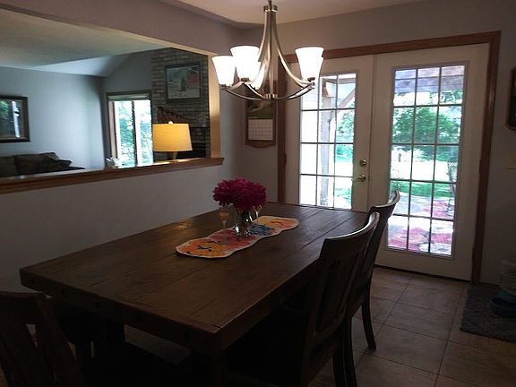 dining rm w/ french doors