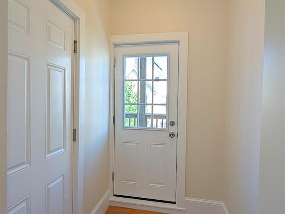 2nd image of 33 Merriam St #2
