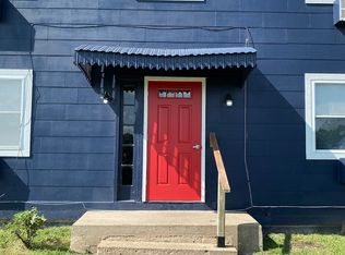 518 Baker St APT 1, Baldwin City, KS 66006