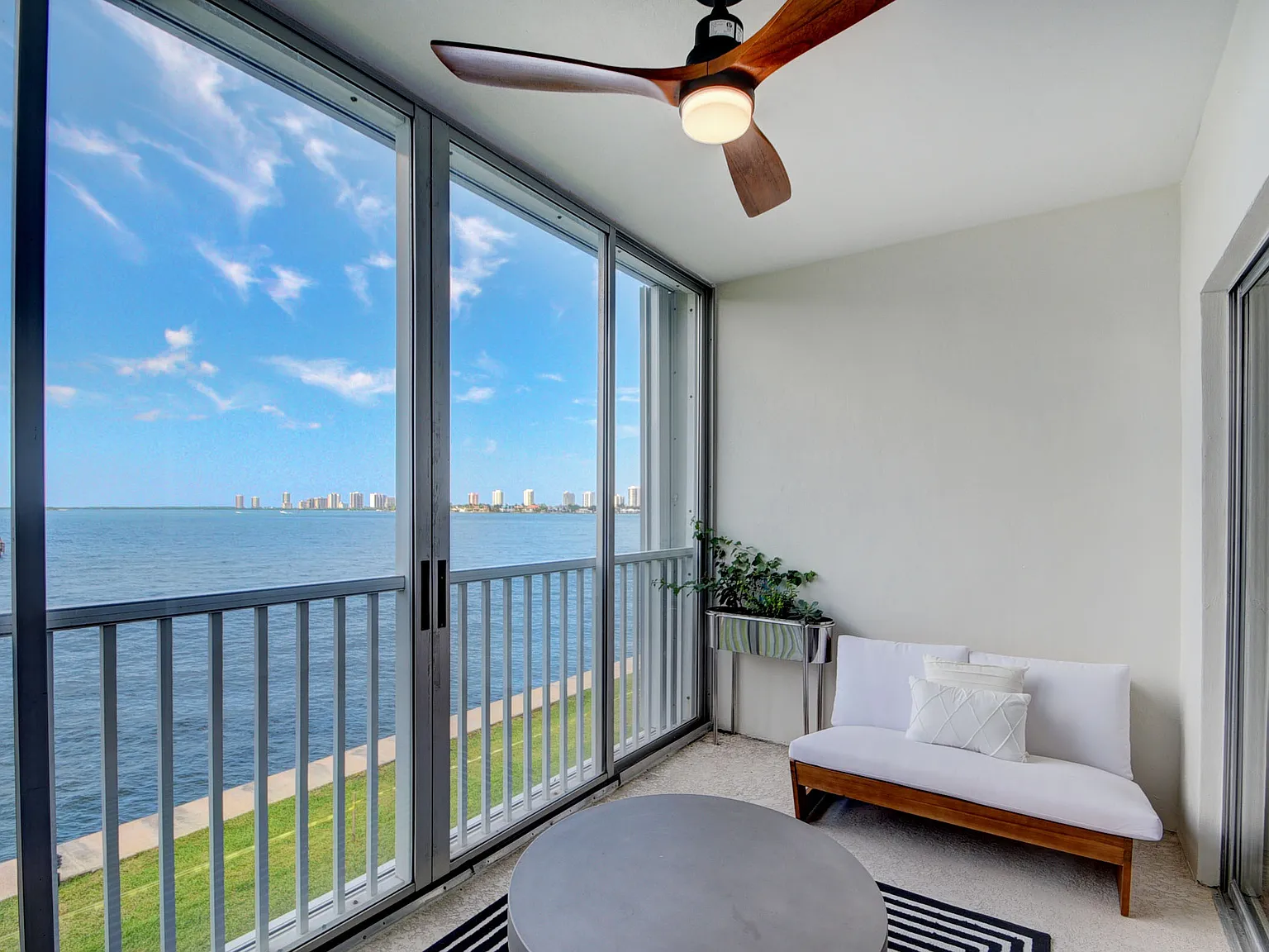 410 Wilma Circle - 204 — Photo 4