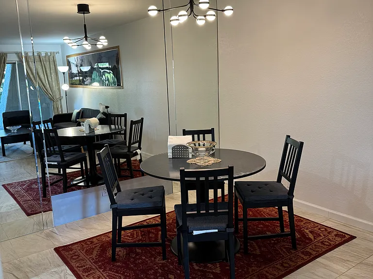 510 N Villa Ct #112 — Photo 2