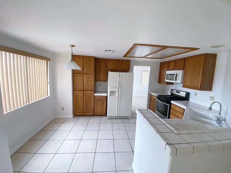 3982 Round Wood St — Photo 4