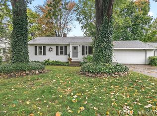 3747 Grape Ave NE, Grand Rapids, MI 49525