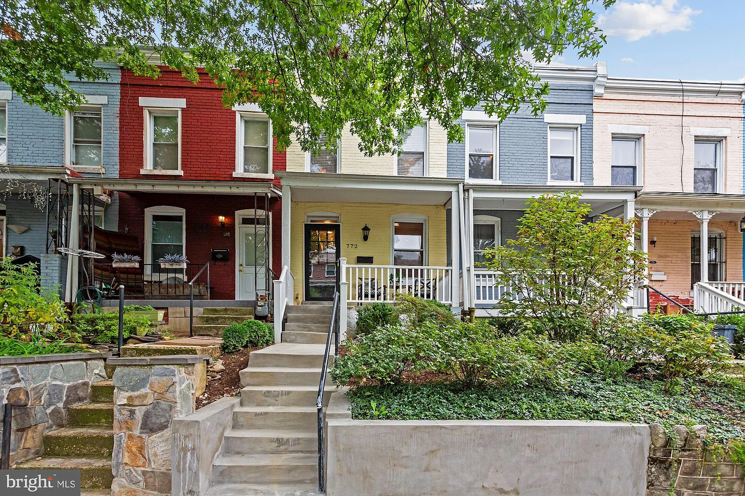 772 Irving St NW photo 1