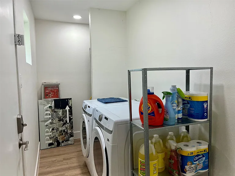1119 Panama St — Photo 25