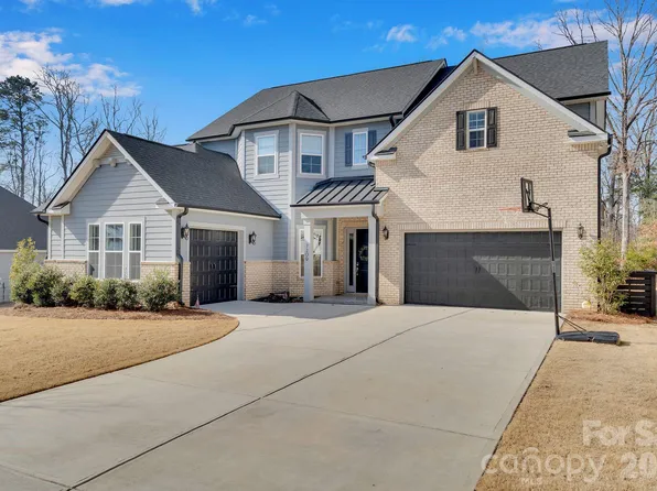 7209 Twelve Mile Creek Rd, Lancaster, SC 29720