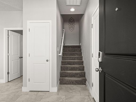 2nd image of 1898 Sunrise Ln