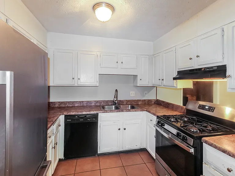 2495 Zane Dr SW — Photo 9
