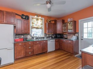 27 Prospect St #2, Gloucester, MA 01930