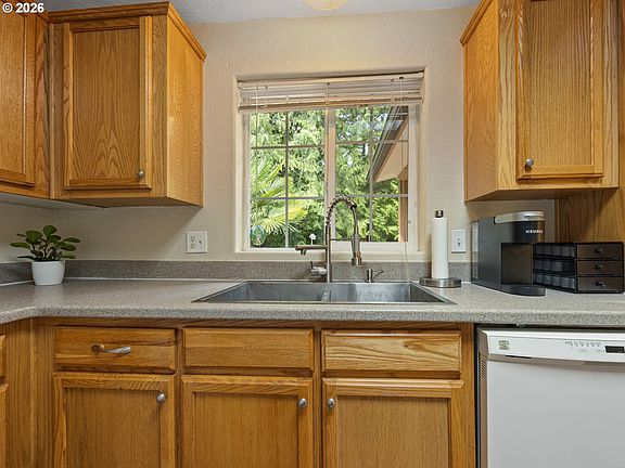 5th image of 85199 Dentons Way