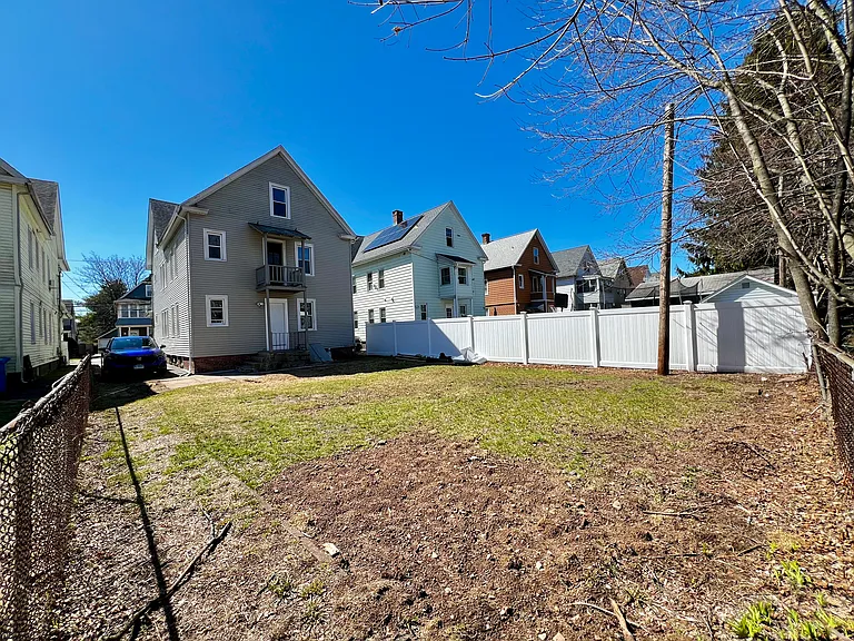 43 Gorham Ave #2 — Photo 14